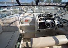 2002 Monterey 302 Cruiser 32