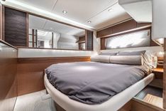 Стоимость яхты DELARON - SEA RAY