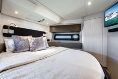 Buy a yacht Relentless 2018