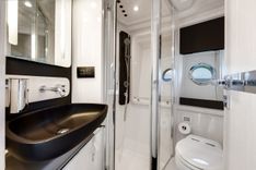 Buy a yacht Relentless