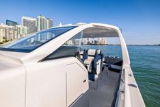 the best price on 42 AURORIS - Cigarette Racing