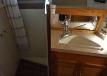 Buy a 1986 Silverton 40 Motor Yacht 40 at Shestakov Yacht Sales