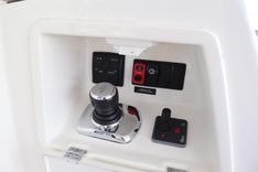 the best price on Ollie-Gator 550 Fly Bridge