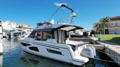 Due South yacht sale