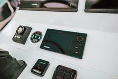 Buy a yacht SUN SCREAM - Contender Boats