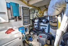 Buy a Raw Wave - Fairline at Shestakov Yacht Sales