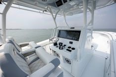 the best price on 36' Yellowfin 36 36