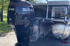 best yacht sales deals 25' Manitou 25 Encore - MANITOU