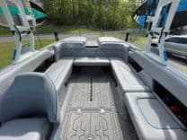 the best price on 23' Moomba Mojo