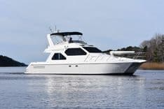 best yacht sales deals 2001 Motor Yacht Sports Cat 44 44