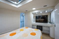 Chasin' Tail 1998 yacht sale