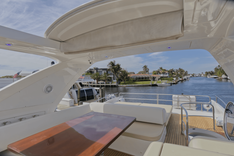 Buy a yacht Neena - Azimut Yachts