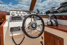 best yacht sales deals V40 Retro Classic Open - VENTO