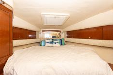 Buy a 2005 Sea Ray 340 Sundancer 340 Sundancer at Shestakov Yacht Sales