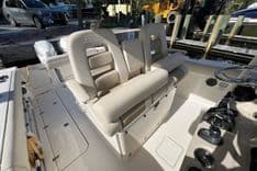Лучшие предложения покупки яхты Boston Whaler 330 33