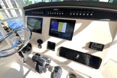 Лучшая цена на Boston Whaler 330 33
