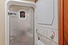 Buy a yacht Raven 2004