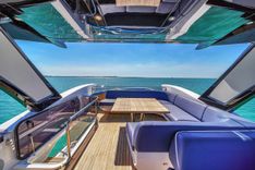 Buy a yacht 68  MANHATTAN - Sunseeker