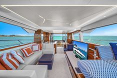 Buy a yacht 68  MANHATTAN