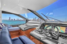 Buy a yacht 68  MANHATTAN 68