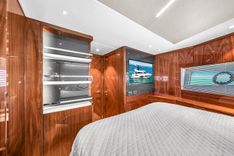 the best price on 68  MANHATTAN - Sunseeker