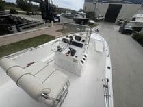 best yacht sales deals 2002 Cobia 211 Bay Boat