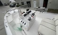 2002 Cobia 211 Bay Boat 21