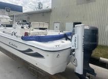 2002 Cobia 211 Bay Boat yacht sale