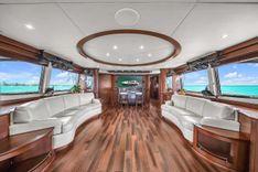 AZIMUT 100 100