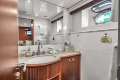 the best price on AZIMUT 100 - Azimut Yachts