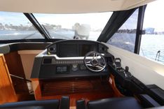 Купить яхту RIVIERA 2020 6000 Sport Yacht в Shestakov Yacht Sales