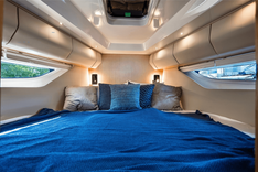 Buy a yacht - V30 HT Weekender