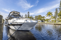 Лучшая цена на 2024 Astondoa 66 Flybridge