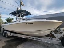 the best price on 2013 Bluewater Sportfishing 2550 28