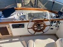 Buy a yacht 1990 Albin 43 Sundeck Trawler 43 Sundeck Trawler