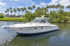 the best price on - 3200 Open