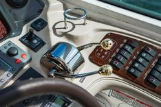 the best price on Elusive 2005