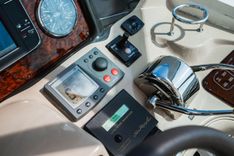 the best price on Elusive - SEA RAY