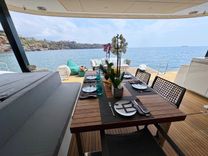 Buy a yacht FEEL THE BLUE