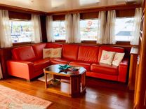 the best price on ANNAMIA