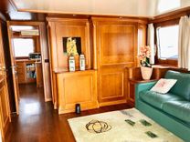 best yacht sales deals ANNAMIA 85