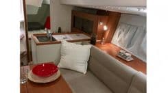 Buy a yacht Dash - J BOATS