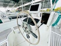 Buy a 2000 Beneteau 311 - Beneteau at Shestakov Yacht Sales