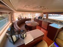 Buy a yacht Blue Pearl 580 Sedan Bridge