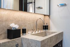 Лучшая цена на EMERALD 1990