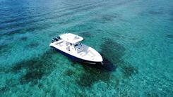 2018 Everglades 335 Center Console - Everglades yacht sale