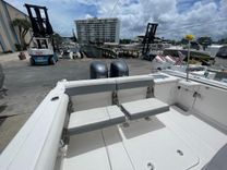 2018 Everglades 335 Center Console - Everglades yacht sale