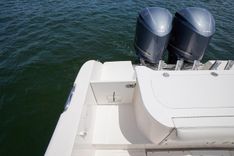Buy a 2012 Everglades 325 Center Console at Shestakov Yacht Sales