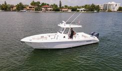 Buy a yacht 2012 Everglades 325 Center Console - Everglades