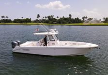 Buy a 2012 Everglades 325 Center Console - Everglades at Shestakov Yacht Sales